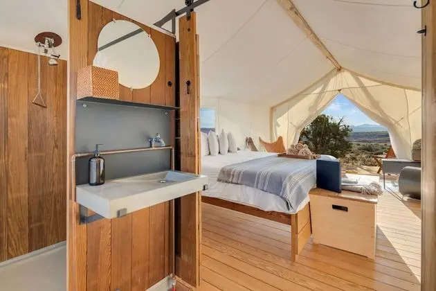 Deluxe Tent - Private Bath