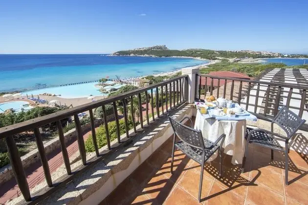 Deluxe Tek Büyük veya İki Ayrı Yataklı Oda, Balkon, Deniz Manzaralı