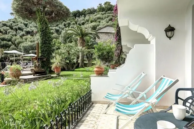 Deluxe Tek Büyük veya İki Ayrı Yataklı Oda, Balkon