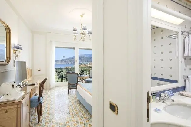 Superior Tek Büyük veya İki Ayrı Yataklı Oda, Balkon