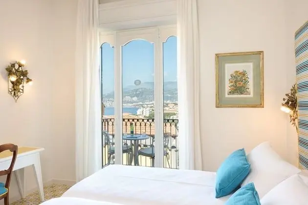 Superior Tek Büyük veya İki Ayrı Yataklı Oda, Balkon