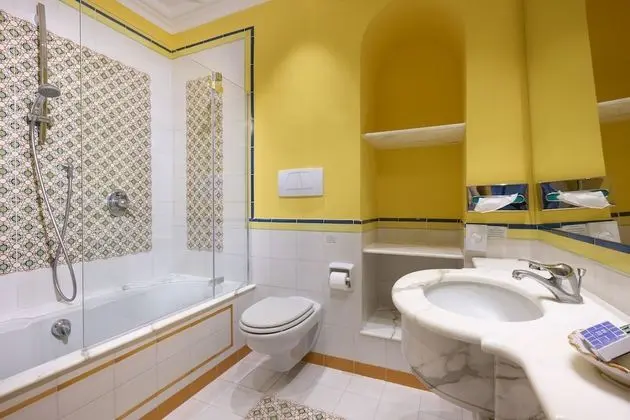 Superior Tek Büyük veya İki Ayrı Yataklı Oda, Balkon