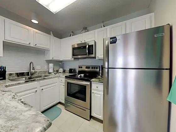 Daire, Birden Çok Yatak, Balkon, Havuz Manzaralı (#306 West)