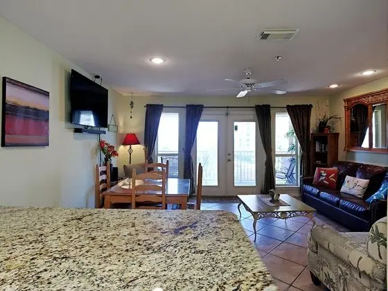 Daire, Birden Çok Yatak, Balkon, Okyanus Manzaralı (#407 West)