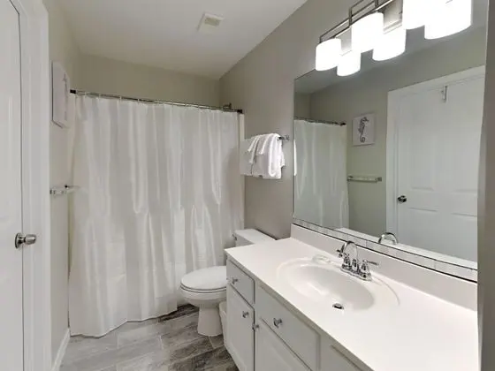 Daire, Birden Çok Yatak, Balkon, Havuz Manzaralı (#206 East)