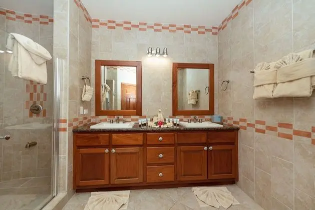 Daire, 2 Yatak Odası, Deniz Manzaralı