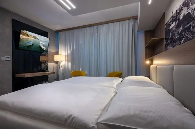 Luxury Tek Büyük veya İki Ayrı Yataklı Oda, 1 Yatak Odası, Şehir Manzaralı