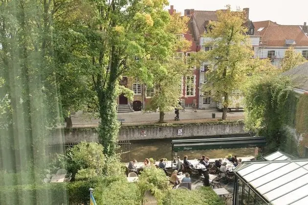 Quality Room with Canal view