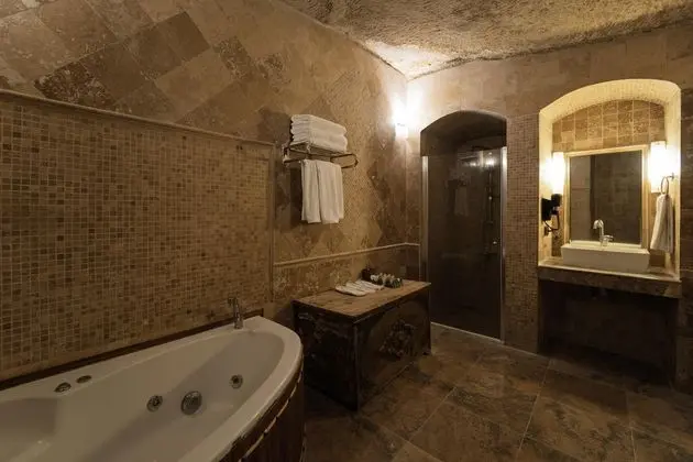 King Suites