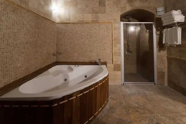 King Suites