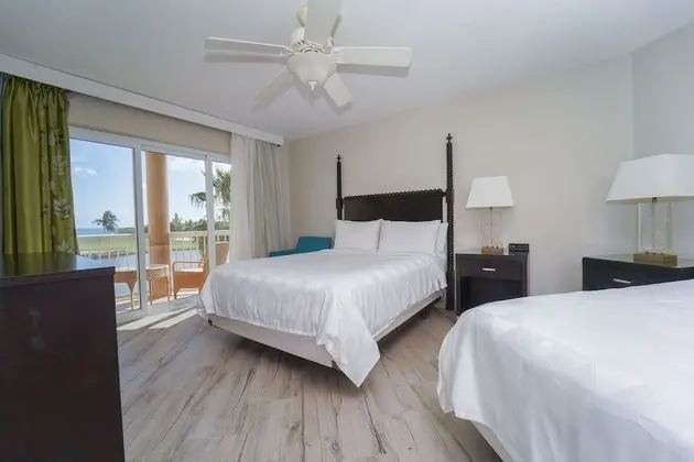 Studio 2 Queen Beds- Island View