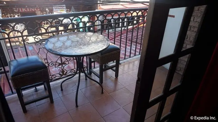 Deluxe Oda, Sigara İçilmez