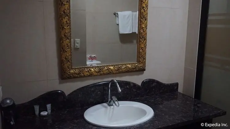 Süit, Sigara İçilmez, Jakuzi