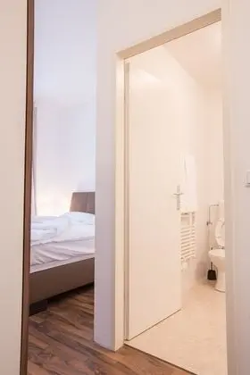Business Apart Daire, 1 Yatak Odası, Avlu (incl. end cleaning fee)
