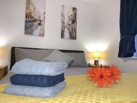 Comfort Apart Daire, Birden Çok Yatak, 2 Banyolu, Avlu Manzaralı