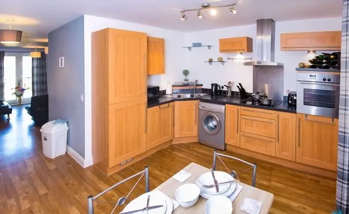 Exclusive Apart Daire, Banyolu/Duşlu (Spacious)