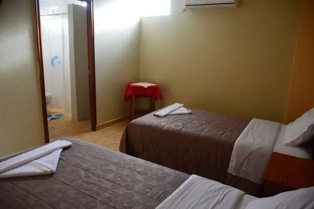 Üç Kişilik Oda