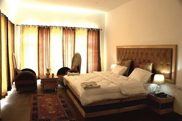 Deluxe Oda, 1 En Büyük (King) Boy Yatak, Sigara İçilmez