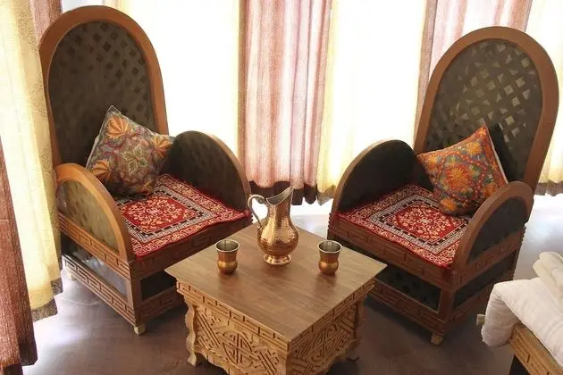 Deluxe Oda, 1 En Büyük (King) Boy Yatak, Sigara İçilmez