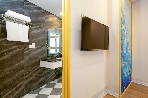 Junior Süit, 1 En Büyük (King) Boy Yatak, Şehir Manzaralı