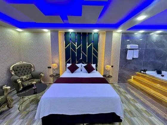 Suite, Jakuzili