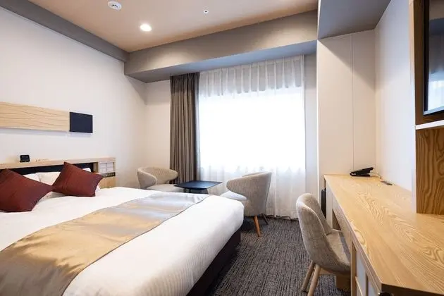 Tek Büyük Yataklı Oda, Sigara İçilmez