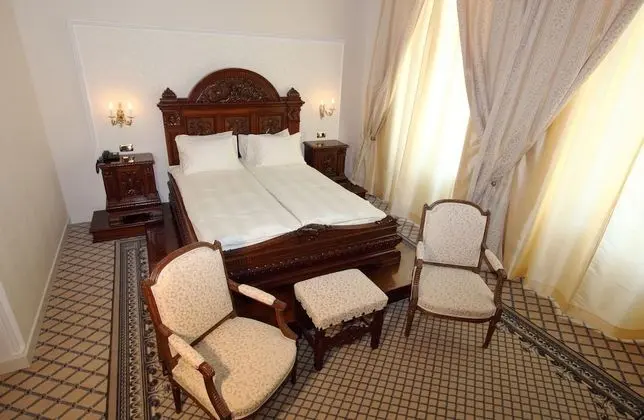 Senior Suite Double