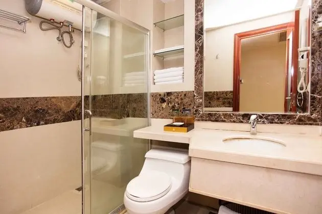 Deluxe Üç Kişilik Oda, 3 Tek Kişilik Yatak