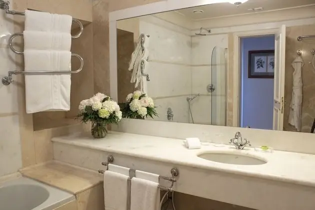 Noble Junior Suite
