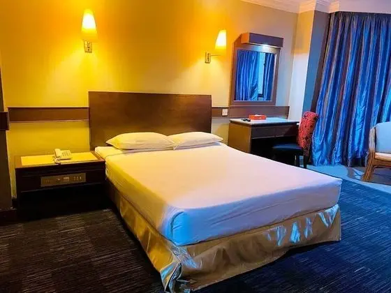 Deluxe Tek Büyük Yataklı Oda