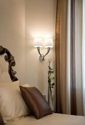 Deluxe Büyük Yataklı Tek Kişilik Oda