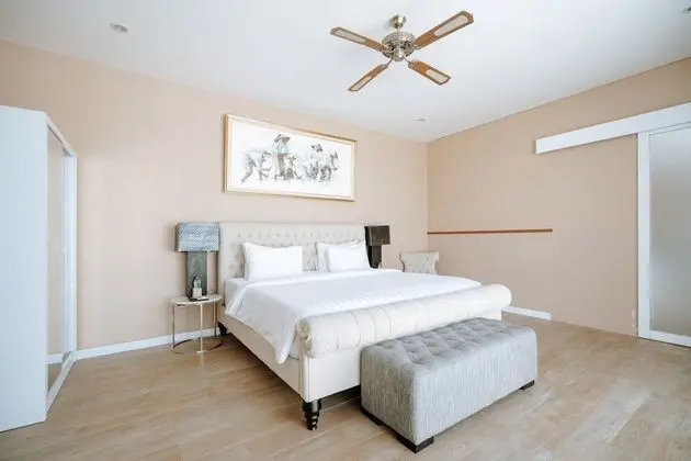 Deluxe Villa