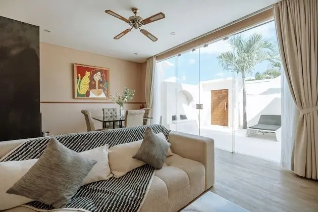 Deluxe Villa