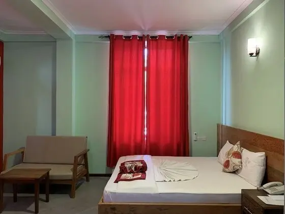 Executive Tek Büyük Yataklı Oda