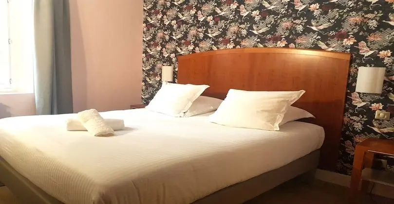 Classic Tek Büyük Yataklı Oda