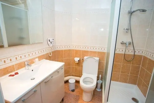 Standard Tek Büyük Yataklı Oda