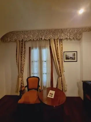 Economy Tek Büyük Yataklı Oda