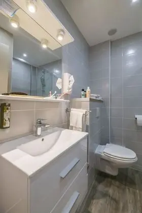 Standard Tek Büyük veya İki Ayrı Yataklı Oda, Şehir Manzaralı