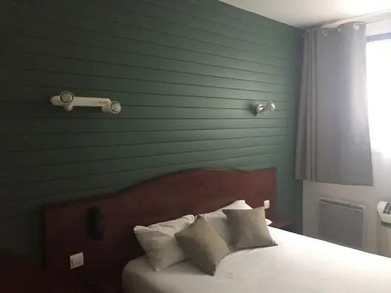 Classic Tek Büyük Yataklı Oda