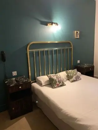Classic Tek Büyük Yataklı Oda