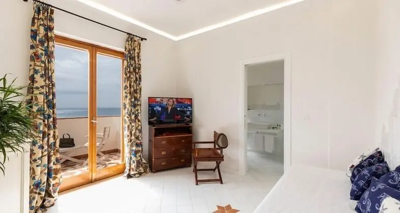 Deluxe Oda, Balkon, Deniz Manzaralı
