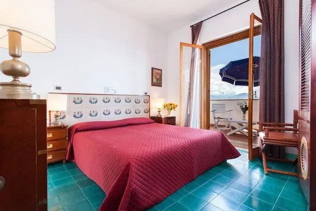 Senior Oda, Balkon, Deniz Manzaralı