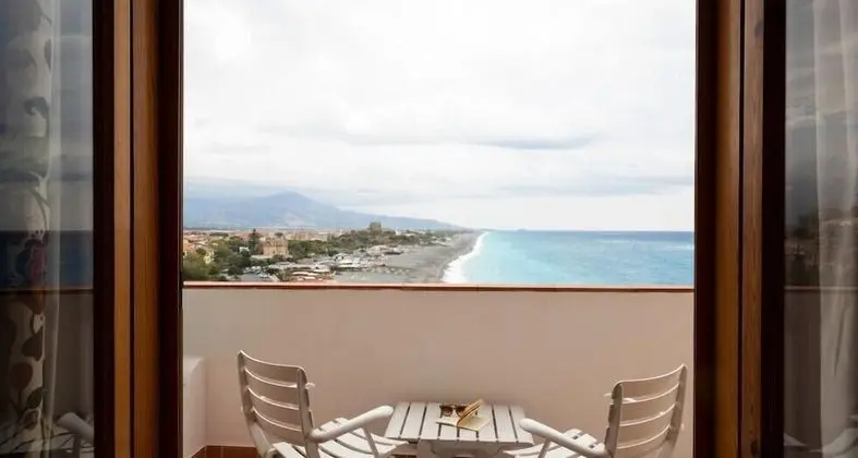 Superior Oda, Balkon, Deniz Manzaralı