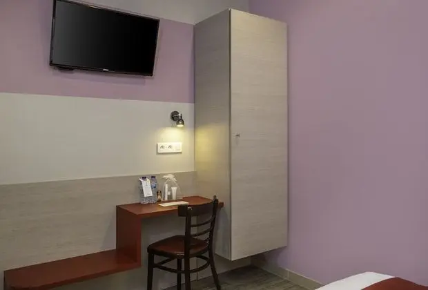 Economy Üç Kişilik Oda