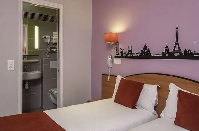 Standard Tek Büyük veya İki Ayrı Yataklı Oda