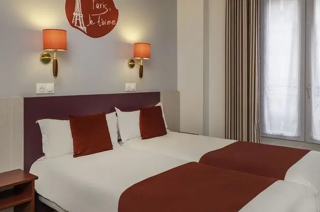 Standard Tek Büyük veya İki Ayrı Yataklı Oda