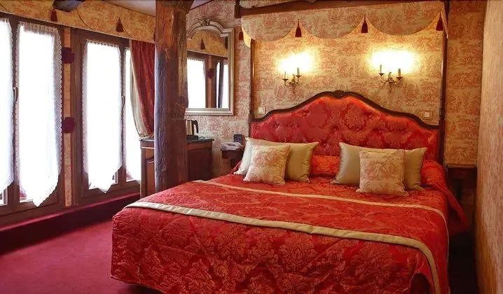 Superior Tek Büyük Yataklı Oda, Balkon