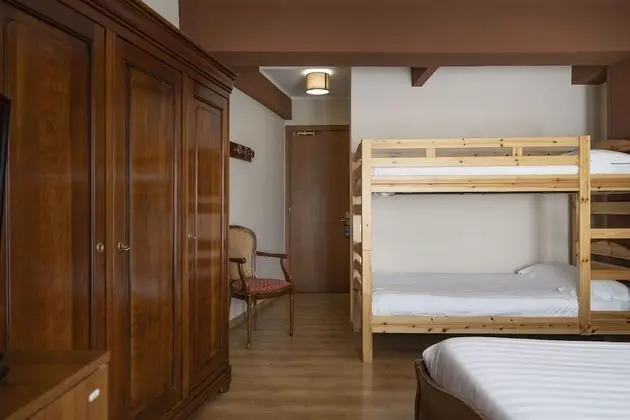 Standard Dört Kişilik Oda