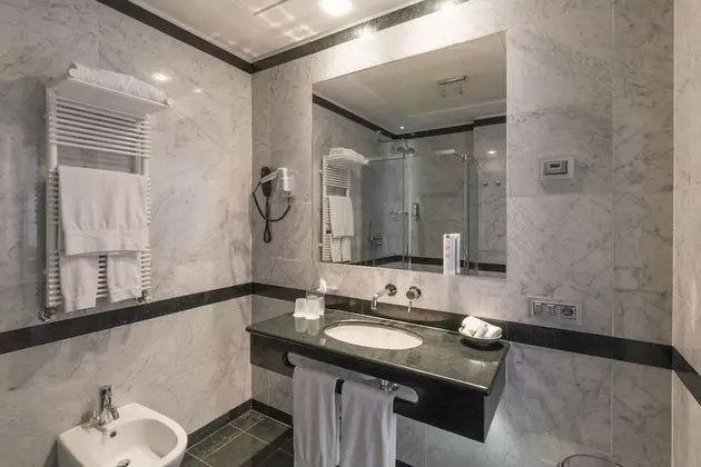 Deluxe Tek Büyük veya İki Ayrı Yataklı Oda