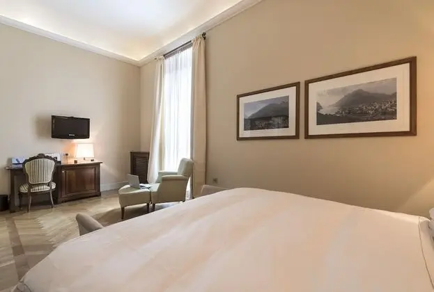 Romantic Tek Büyük veya İki Ayrı Yataklı Oda